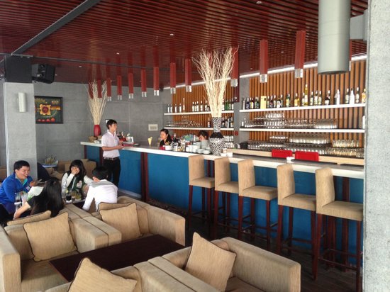 Nhà hàng Hoa Cầu