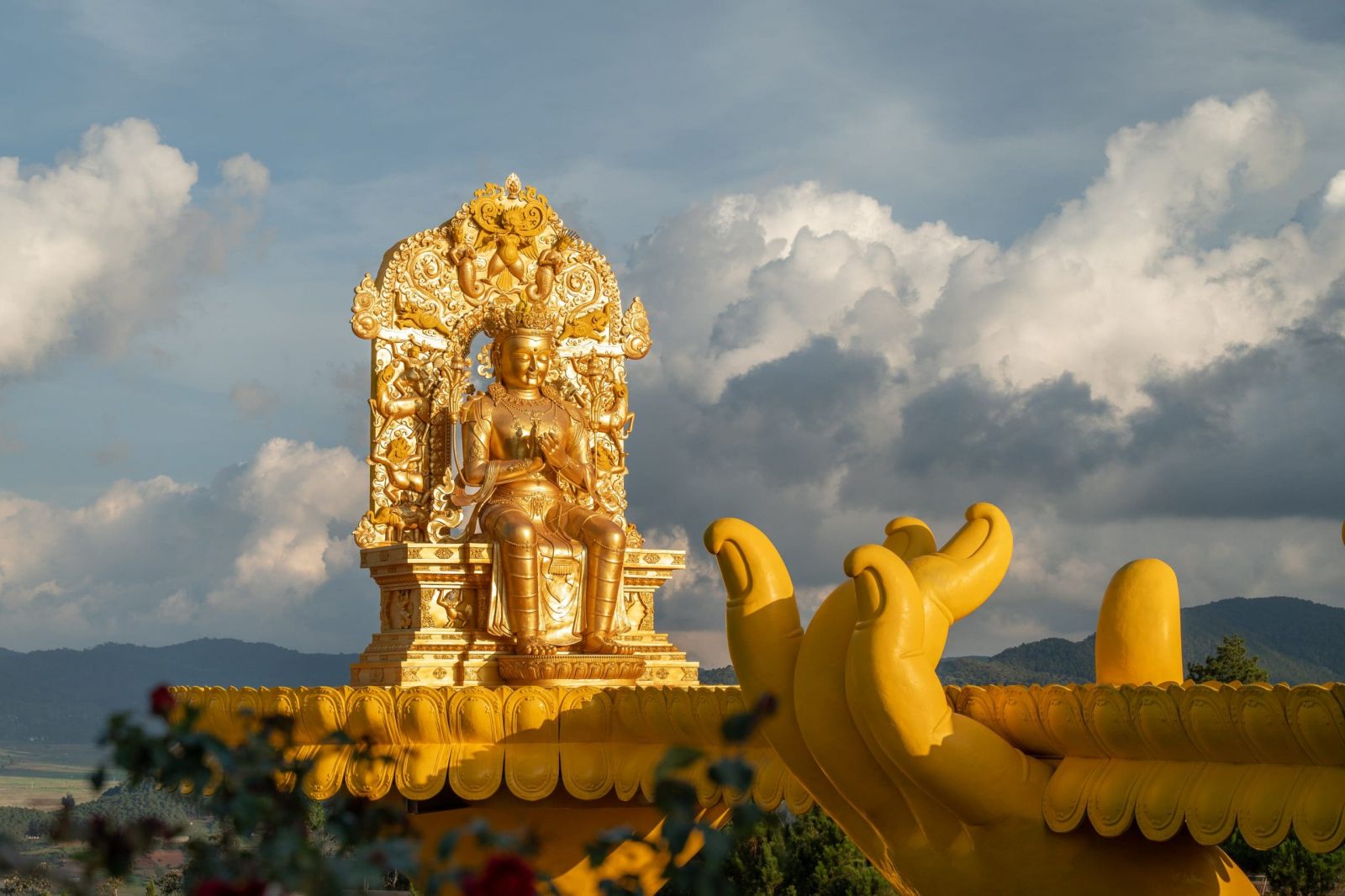 Tượng Phật Di Lặc tại Samten Hills Đà Lạt